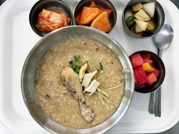  "병원밥이 이렇게 맛있어도 되나요?" 변함없는 오차드 요양병원 | 후포 요양원의 식단과 철학