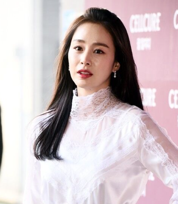  김태희, 15년 만에 예능 복귀…‘유퀴즈’서 유재석과 19년 만의 재회 