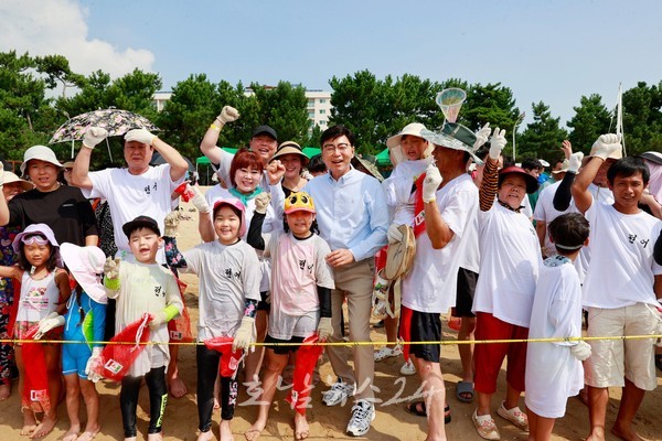  전어 구워 한 입! 감자 찌워 한 입! 쪽파 한 젓가락! 제17회 보성전어축제
