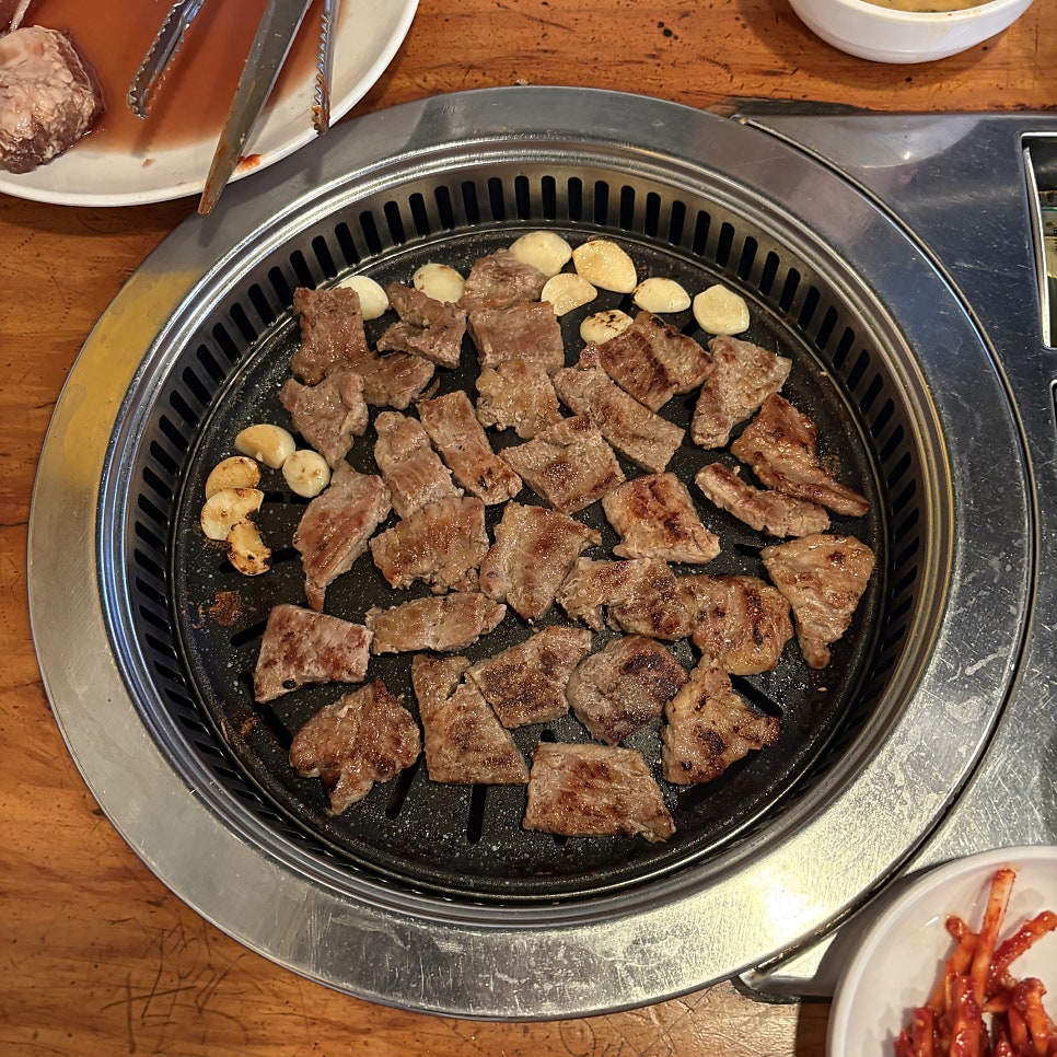 돈돈숯불갈비 사진 1