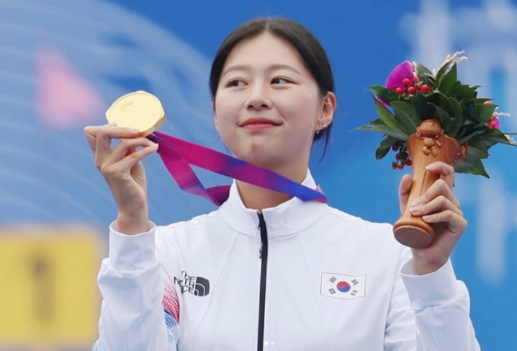 양궁 국가대표 <b>임시현</b>, ‘<b>이기야</b>’ 표현 <b>논란</b>…일베 의혹 확산... 