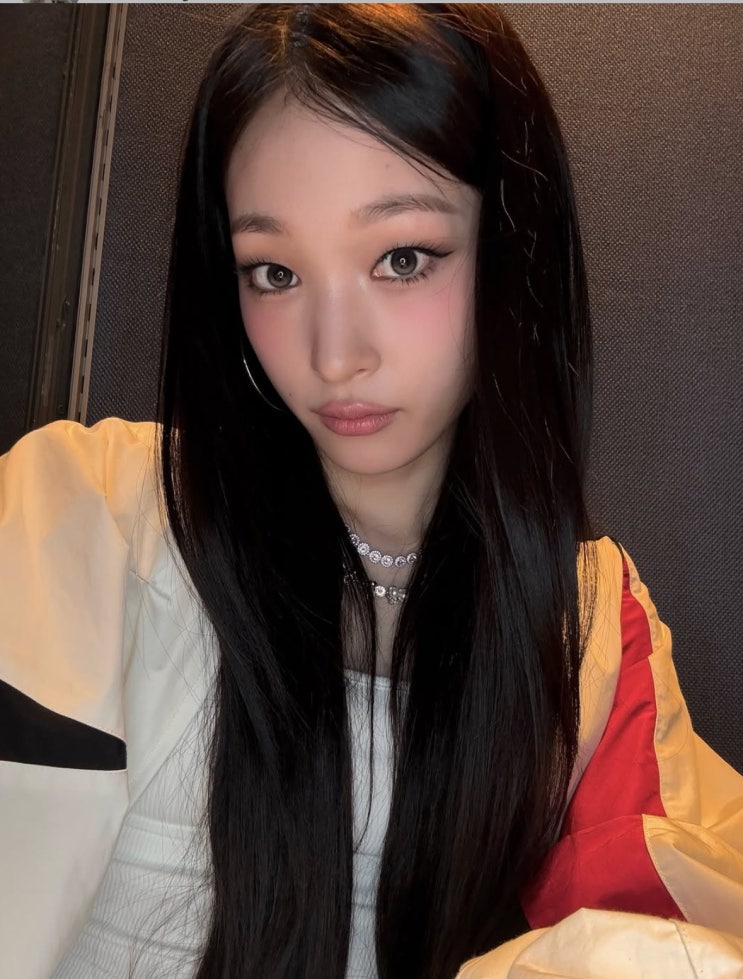  재벌돌 올데프 애니 애착 가방, 발렌시아가 백 모음. zip