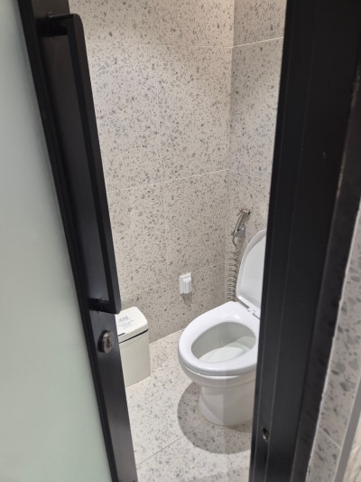 Jetarium Cafe Restroom — photo 2