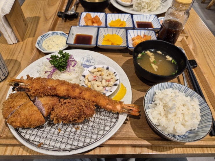  100년 전통의 일식 돈카츠 전문점 긴자바이린 후기...더현대서울 식당가 돈까스 맛집 (바이린, 치즈카츠)