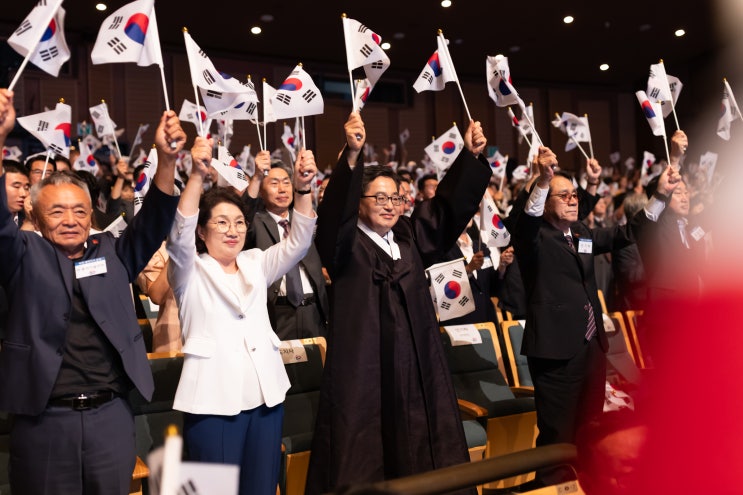 <b>김동연</b>, “‘<b>안중근 유묵</b>’ 완전 확보 최선, 임진각에 안중근... 
