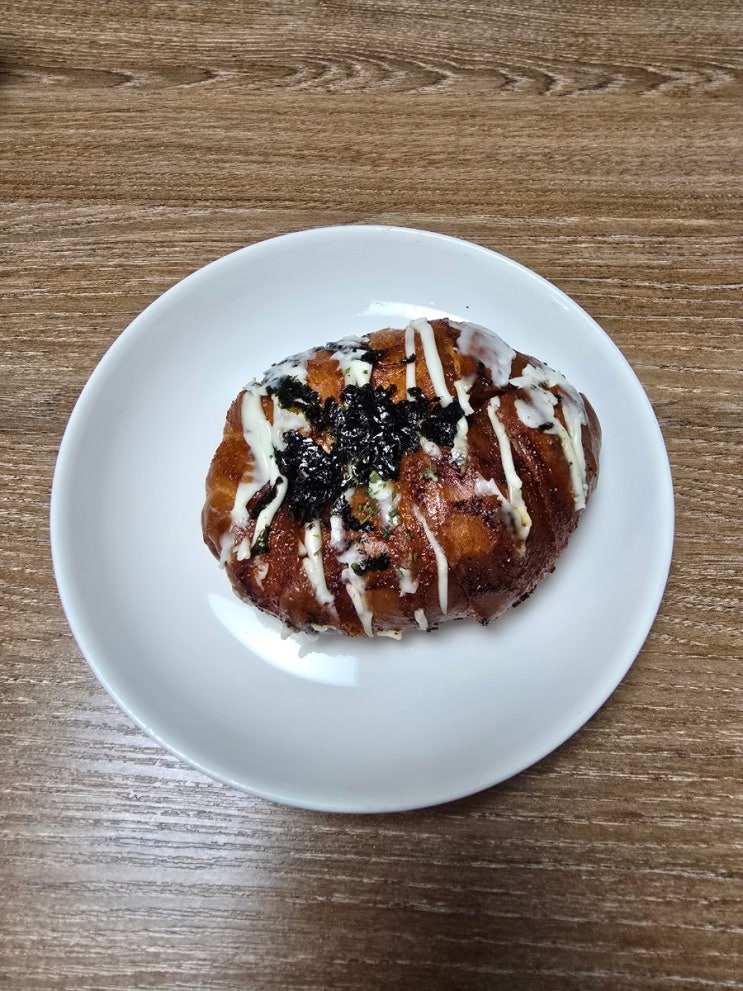  제주에서 제일 핫한 빵집 명란마요소금빵 맛집 픽업카페