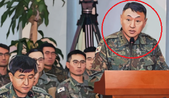 국방부, <b>평양 무인기</b> 보낸 <b>이승오</b> 중장 직무정지