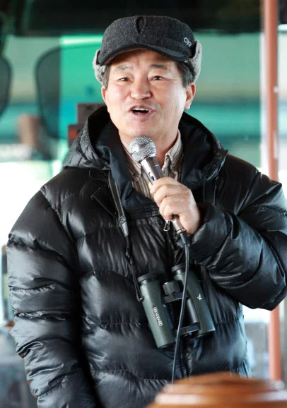 '신비의 세계' 해설자 <b>윤무부 교수 별세</b>…새를 사랑한 인생