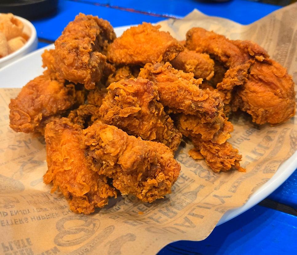 BHC치킨 완도신지점 사진 4