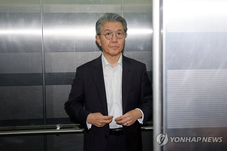 [<b>김홍균</b> <b>차관</b>] <b>김홍균 이종섭</b> 임명 지연 수사, <b>이종섭</b> 국방부... 