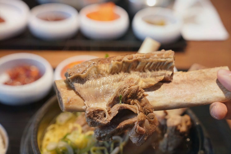  고반식당블랙 마포본점, 푸짐한 마포역등갈비를 즐기다