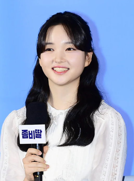 최유리 프로필 : 영화 ‘좀비딸’에서 빛난 아역 배우의 성장