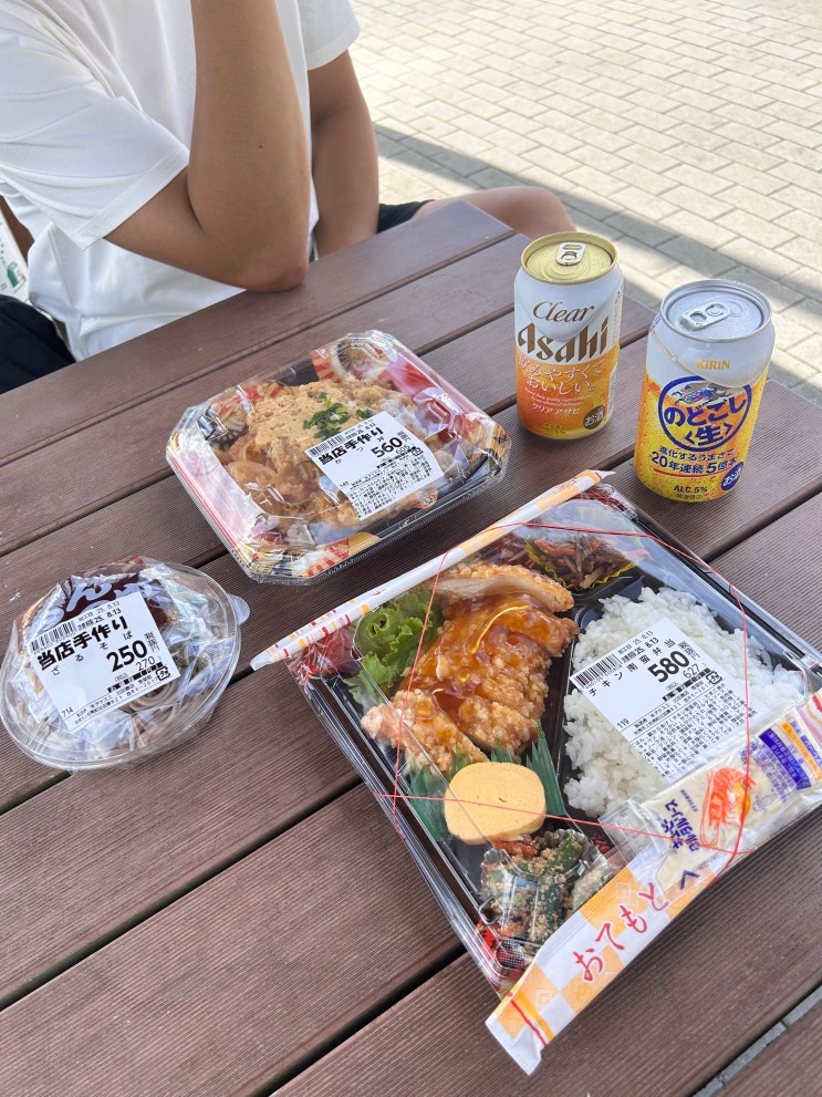  대마도 일본 여행 2편 ) 대마도 점심 히타카츠 밸류마트 도시락  / 밸류마트 도시락 솔직 후기 !