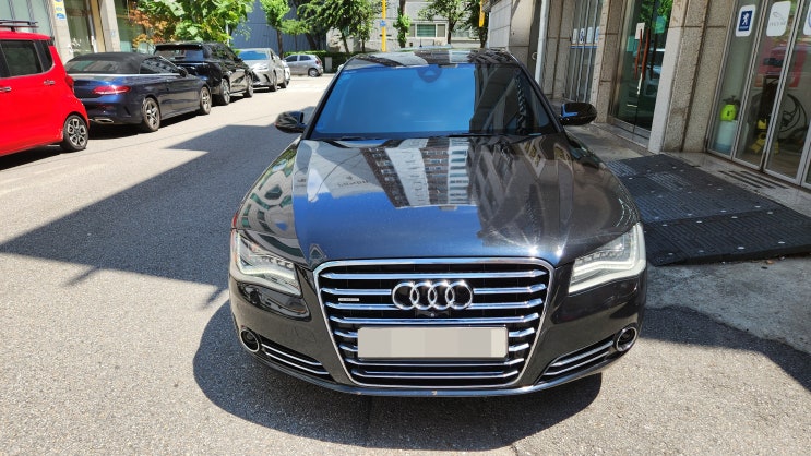  아우디 A8 순정 모니터 블랙아웃 모니터 수리 작업
