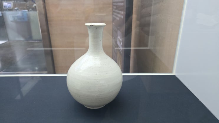  양구 백자박물관 백자의 깊은 색에 매료되다