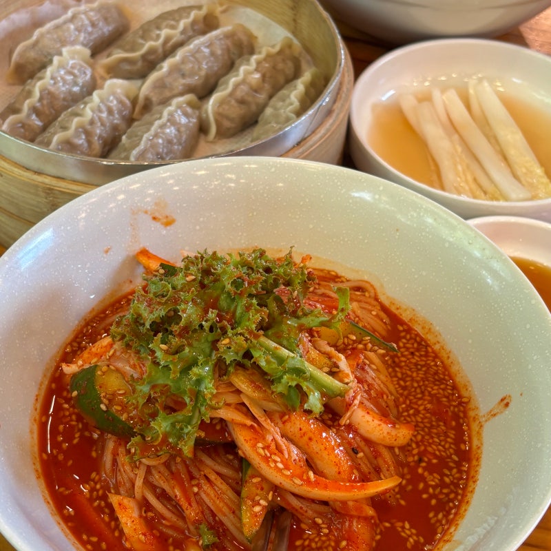 [안양/인덕원 맛집] ‘인덕원비빔국수 본점’ | 한고은 국수집, 주말 웨이팅