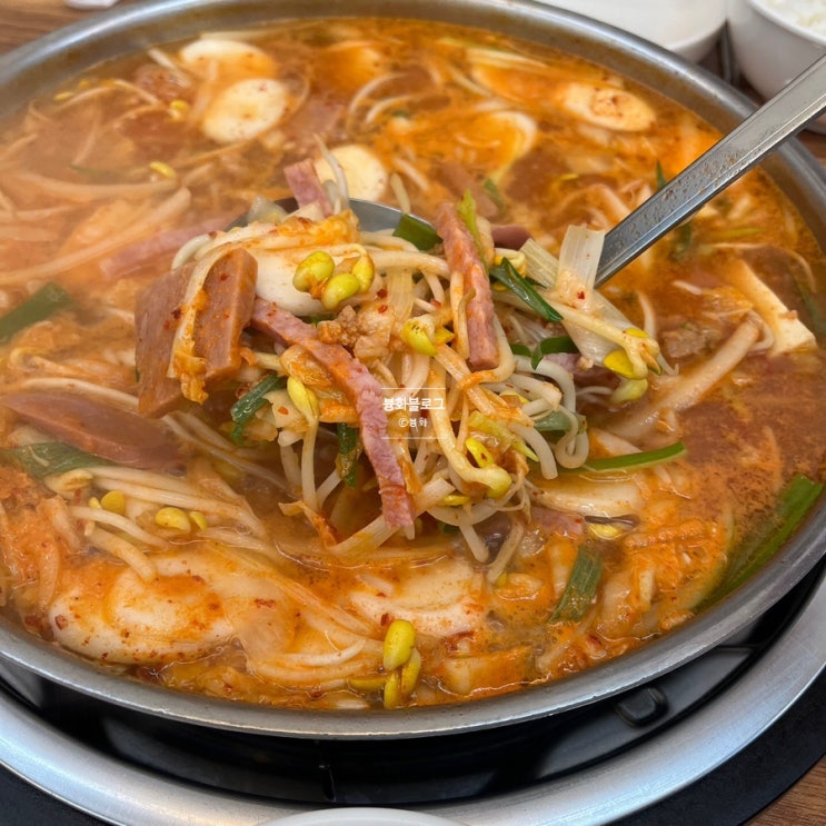  인천 논현동 부대찌개 맛집 황소부대찌개 깔끔한 맛