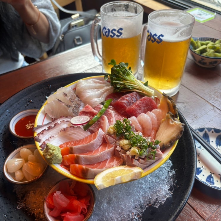  건대 이자카야 후토에서 특별한 데이트! 신선한 사시미와 숯불꼬치 맛집 후기