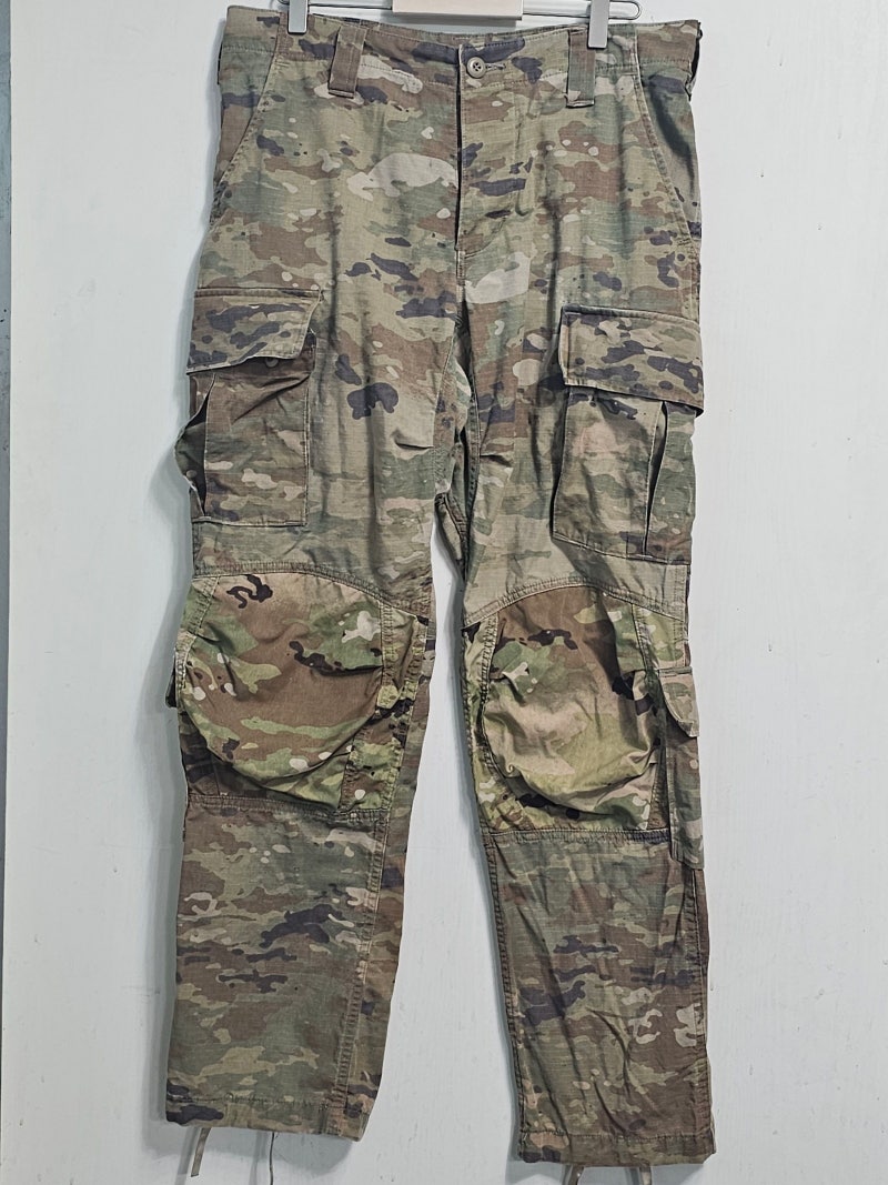 [판매완료] 미군 멀티캠바지(미듐레귤러)