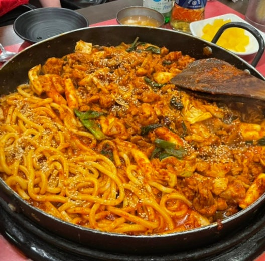 유가네닭갈비 울산대점 사진 4