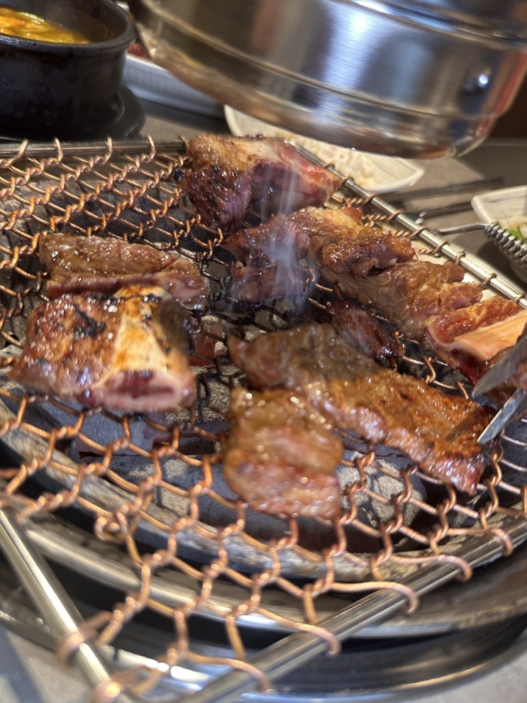  포천 갈비 맛집 하누돈 입소문 자자한 국내산 원조이동갈비