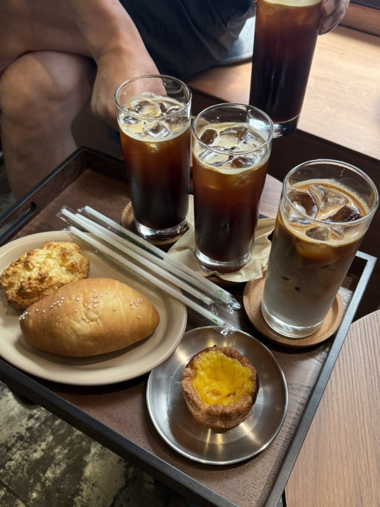  인천 옥련동 카페 메이도우 숲뷰 신상카페!