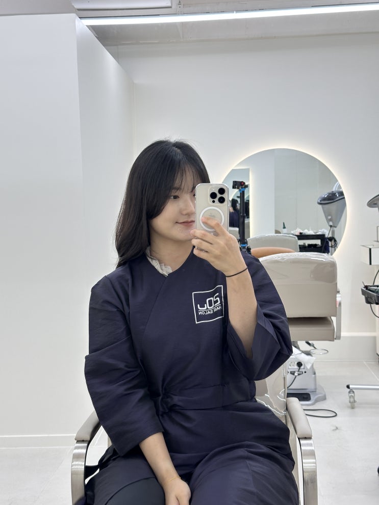  얼굴형에 맞는 레이어드펌 잘하는 홍대미용실 스물유 홍대상수점 준석 스타일리스트