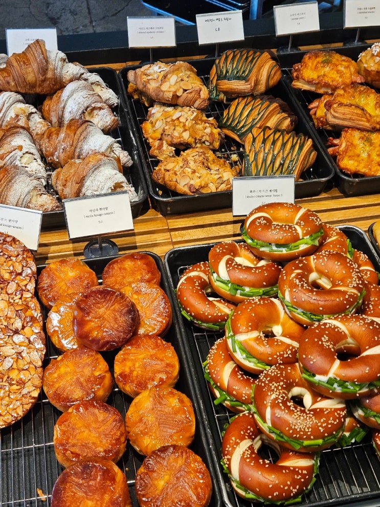  안산 데이트 맛집 고잔신도시 베이커리 카페 디그리 고잔점