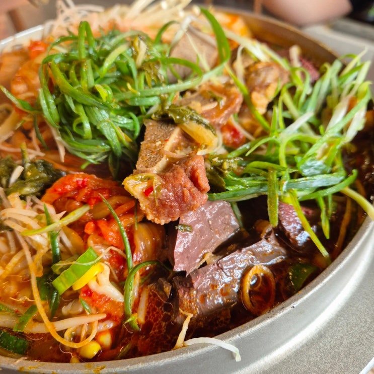  수원 24시 뼈찜 전문점 묵은지감자탕 맛집 해정남옥 수원본점(주차, 가격, 엄청난 양)
