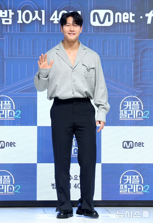 쉰 앞둔 김종국, '런닝맨' 촬영 중 결혼 발표