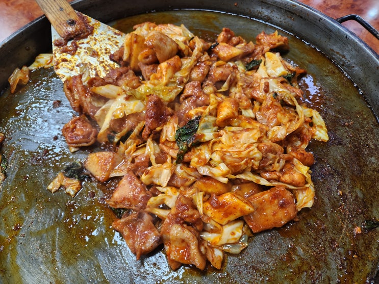  강원도 춘천 석사동에 위치한 풍자님이 다녀간 또간집 학곡리막국수닭갈비 방문 후기