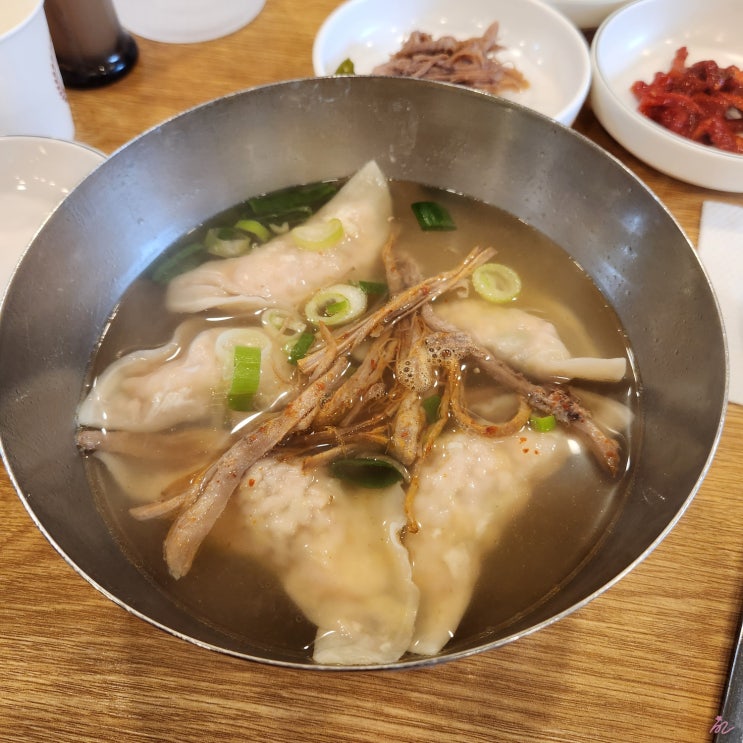  내돈내산 [남부터미널] 봉산옥 - 미슐랭 블루리본 선정된 예술의전당 만둣국 존맛집