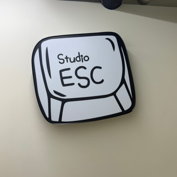데이트코스 추천 강남 방탈출 하얀 마법사 <Studio ESC>