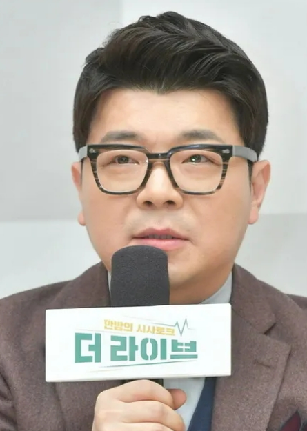최욱 프로필 한눈정리: 매불쇼 진행자에서 시사 MC까지