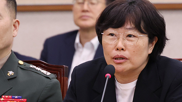 <b>유재은</b> 전 국방부 법무관리관... 해병특검 출석 <b>수사외압 의혹</b> 조사