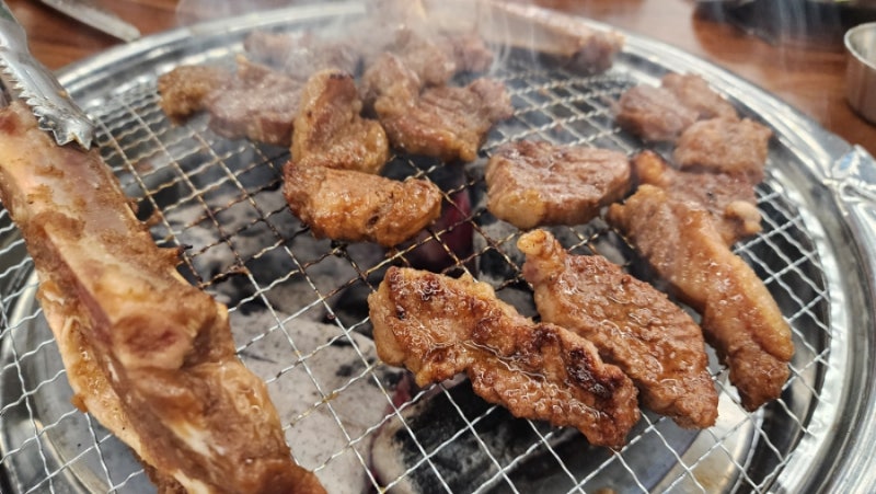 [내포]충남 홍성 내포 통크게한판멍석갈비 내포무한리필갈비집