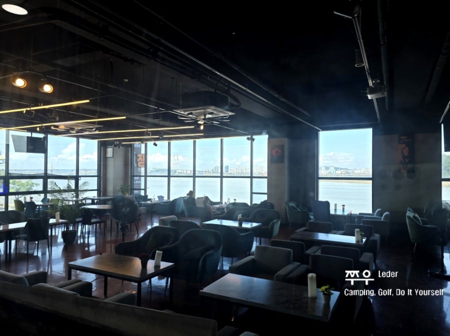 잼라이브카페앤펍 사진 5