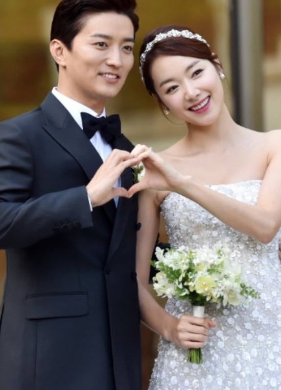 <b>소이현</b> 프로필 나이 재벌2세 남편 <b>인교진</b> 성형전 수영복 딸