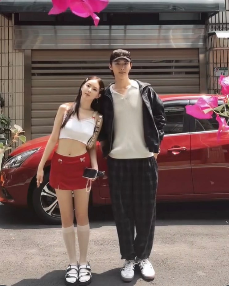  찐사랑은 패션도 닮는다? 송세라 박정진 결혼 커플룩 A to Z