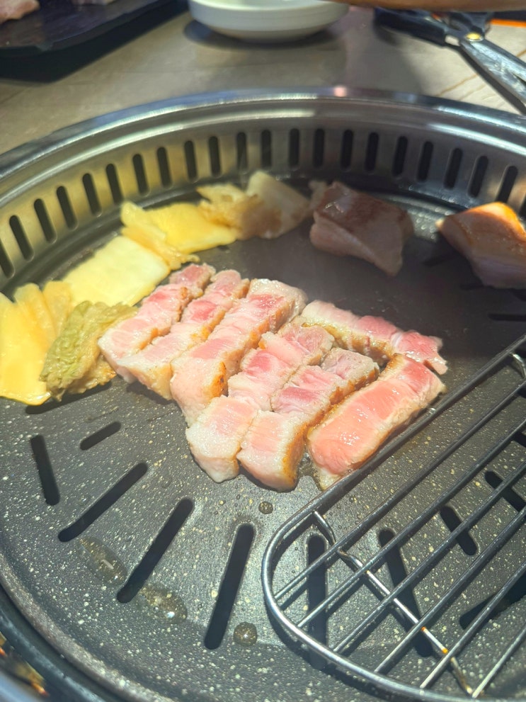  부산 해운대맛집 커플,가족 외식 추천! 퀄리티 미친 숙성삼겹 맛집