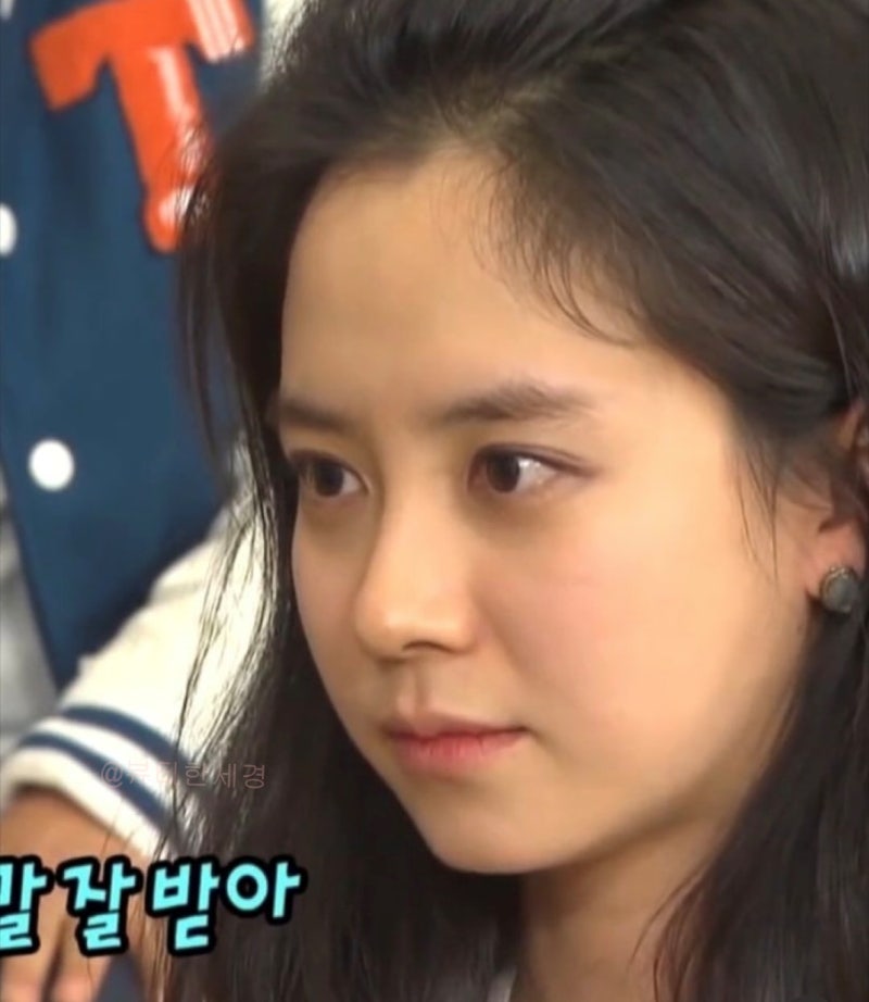 Song Ji-hyo's Face in Her Heyday on Running Man, a Beauty Recognized by Yoo Jae-suk