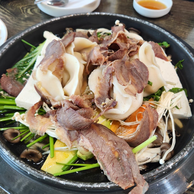  경기도 하남 미사 푸짐한 만두전골 맛집 '만두집'