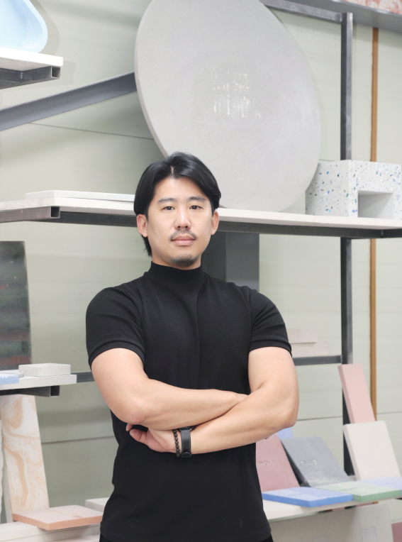 초고성능 콘크리트를 활용한 지속 가능한 디자인을 펼치다, 르베톤(LE BETON) / 르베톤 신원철 대표