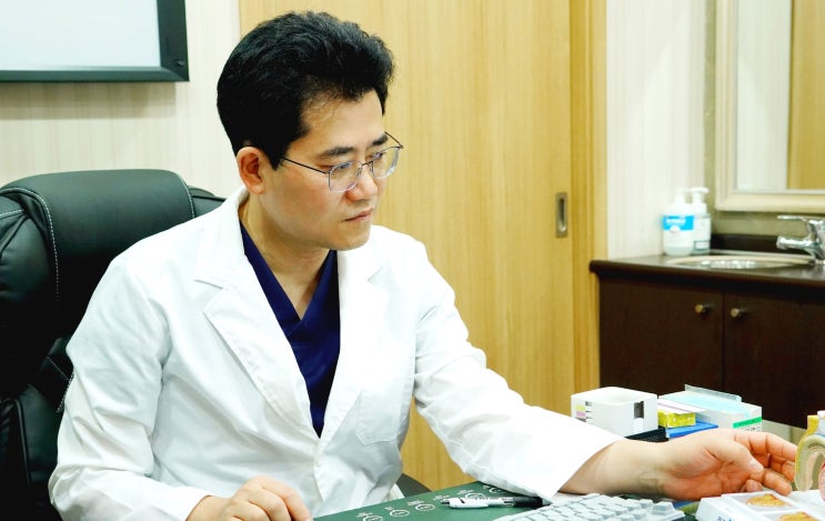  상동역 간질성방광, 통증과 빈뇨가 반복되는 이유는?