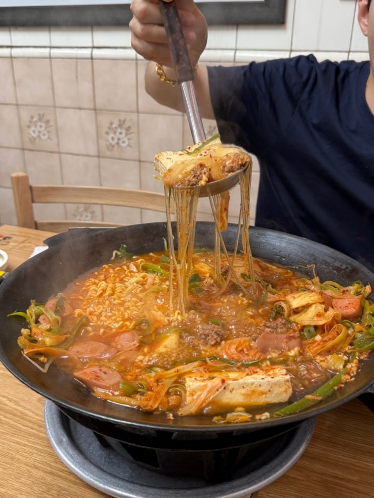  의정부 부대찌개 원조 레전드 맛집 오뎅식당 본점 솔직 후기 (+주차)