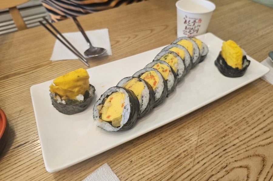 얌샘김밥 신길점 사진 6