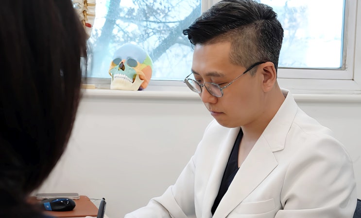  손목 건초염으로 아프다면 이 글을 주목하세요! - 중계동 한의원