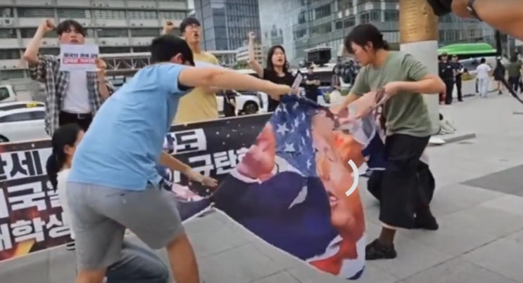 [대통령 <b>반중시위</b> 단속 조치]... 반미시위 반일시위 차별... 