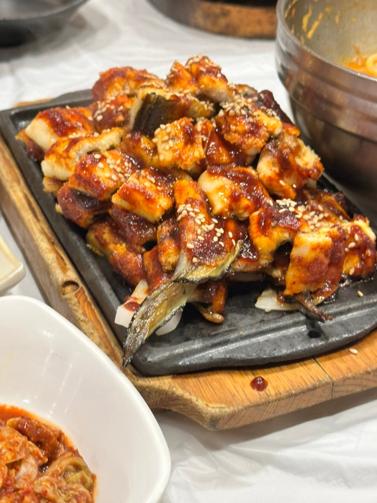  광양 중마동 구워나와 편한 점심 장어정식 맛집 - 이순신장어