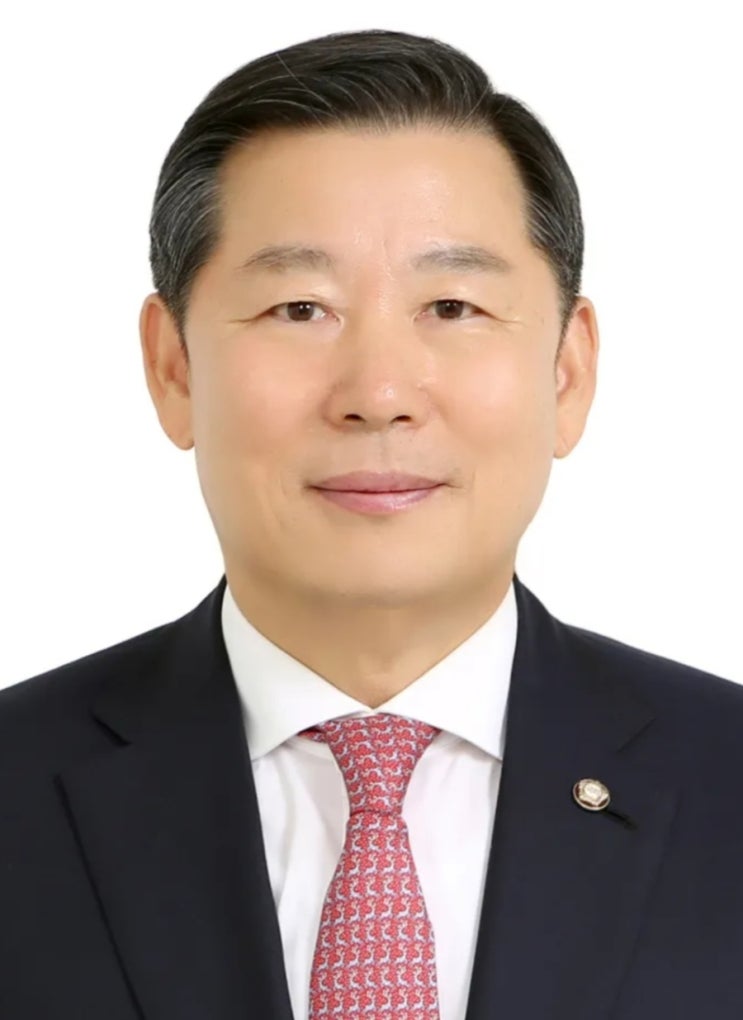 '<b>마약 투약</b>' <b>이철규</b> 의원 <b>아들</b> 실질적 주범"이라 판시, 징역 2년... 